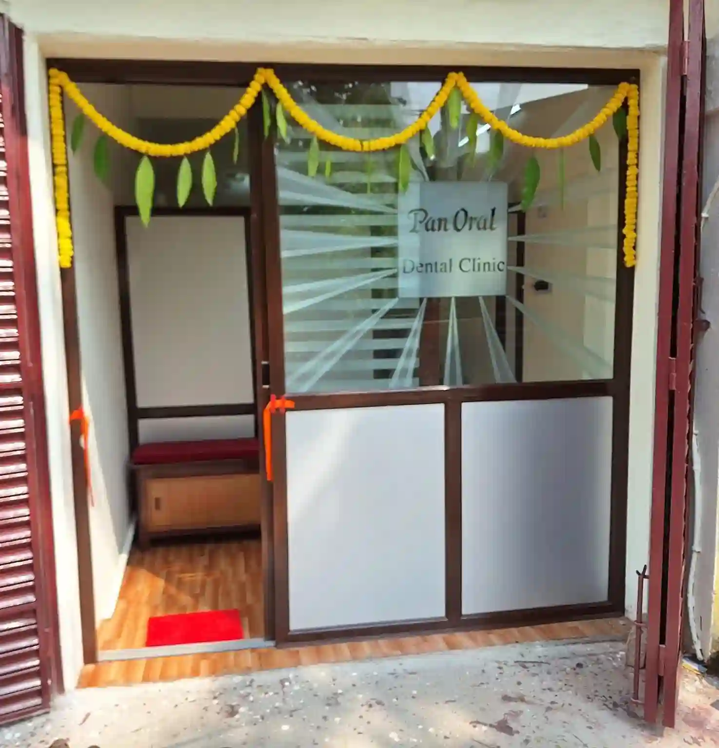 PanOral Clinic Exterior